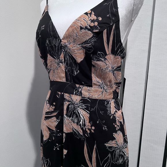Lulu's | Dresses | Lulus Darling Daylily Black Floral Print Highlow Maxi Dress | Poshmark